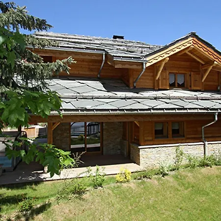 In With Private Pool Chalet Les Deux Alpes